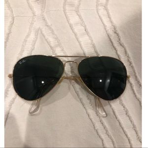 Ray-Ban Classic Gold Aviator